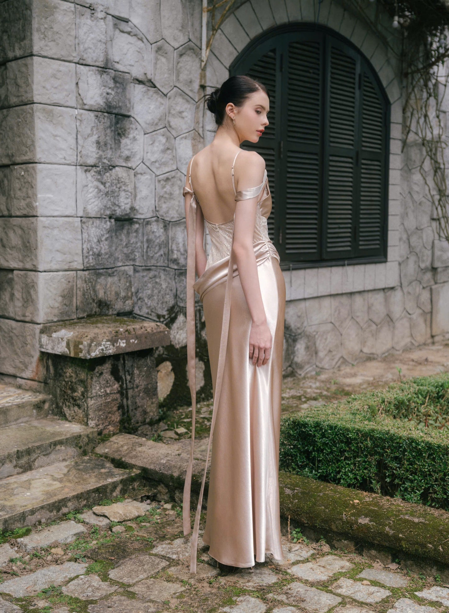LIORA DRESS