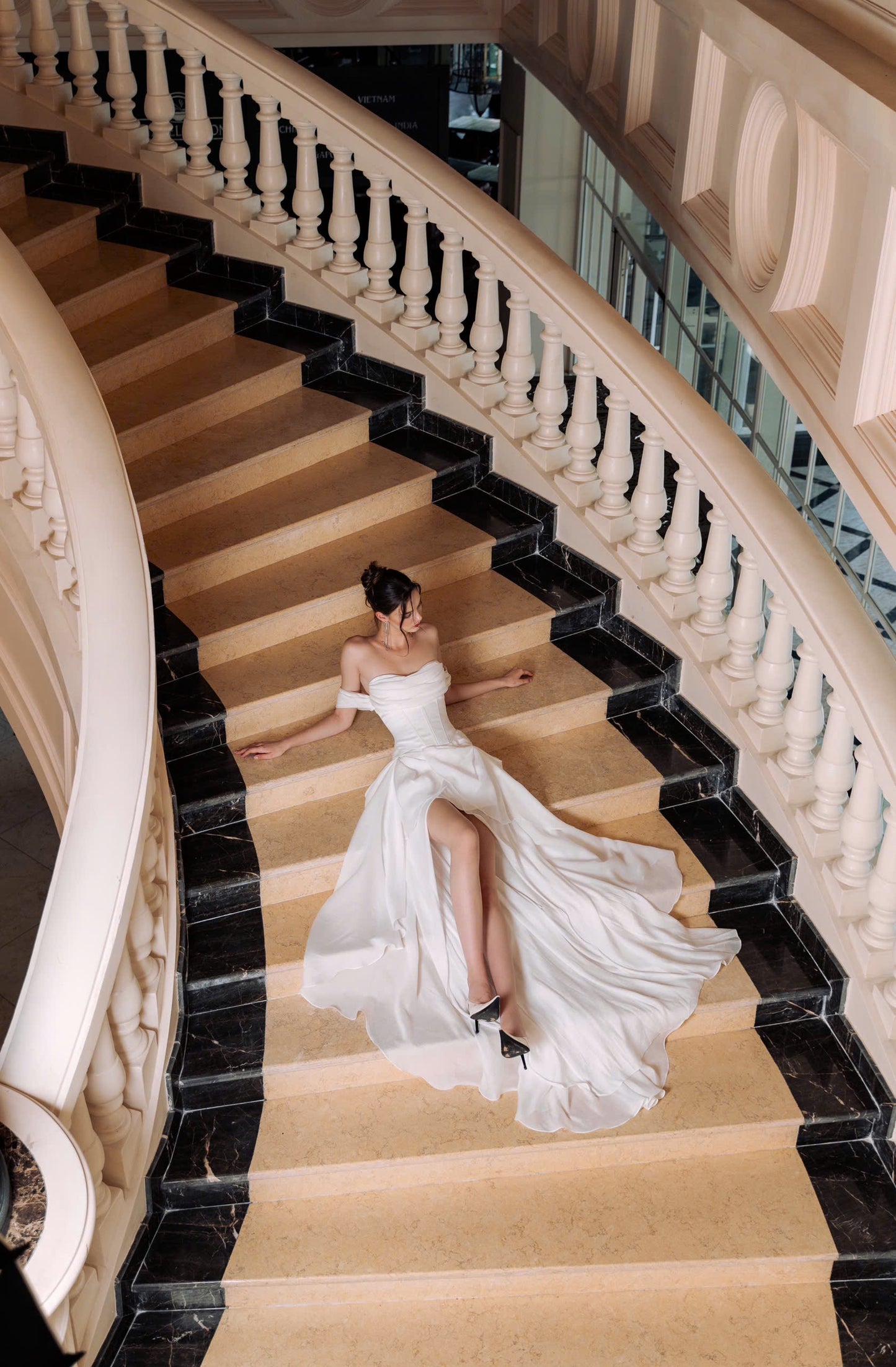 ALI GOWN