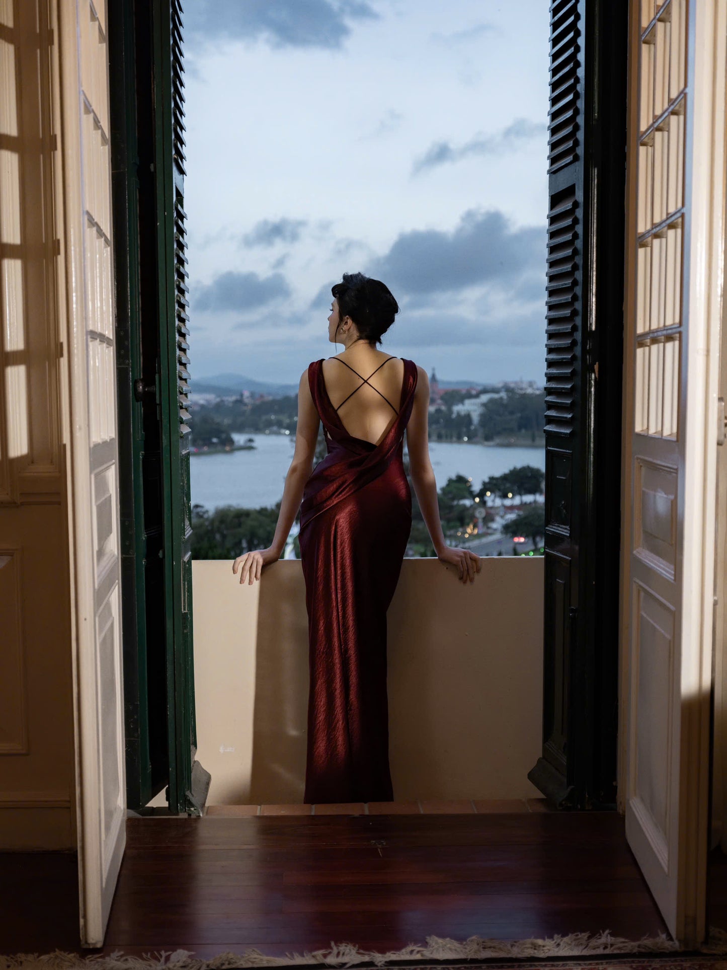 CASSANDRA DRESS