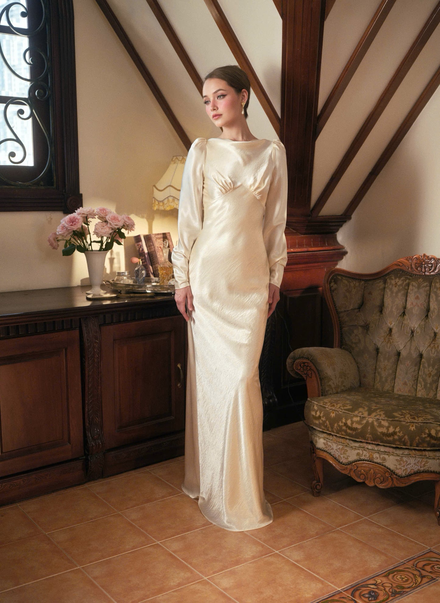 VIOLETTE DRESS