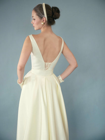 JOLLIE GOWN