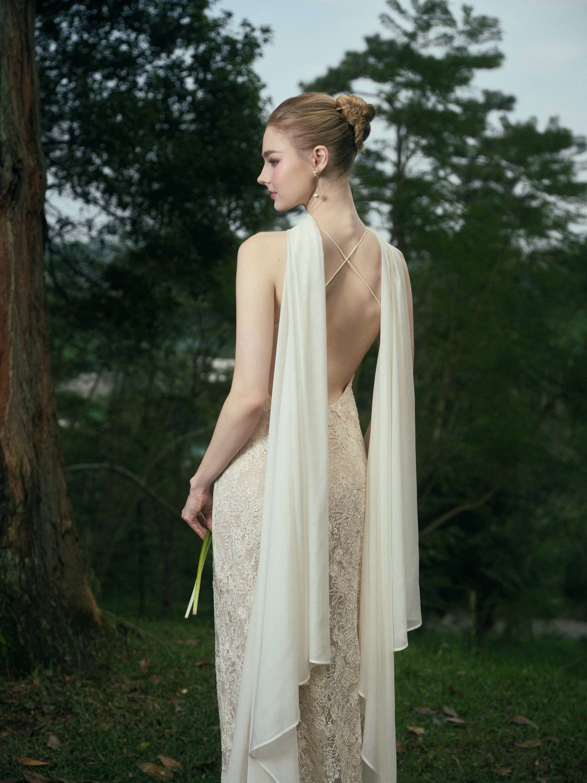 AVELIA LACE DRESS
