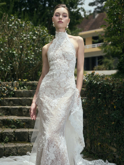AMOUR LACE GOWN