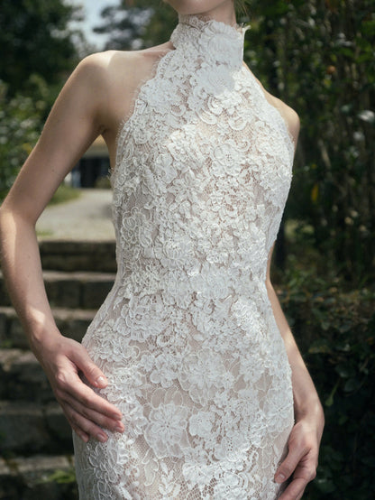AMOUR LACE GOWN