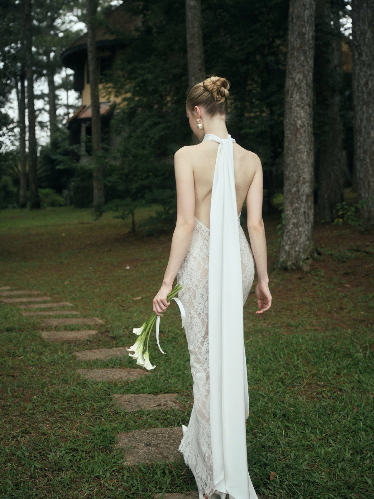 DELIA LACE GOWN