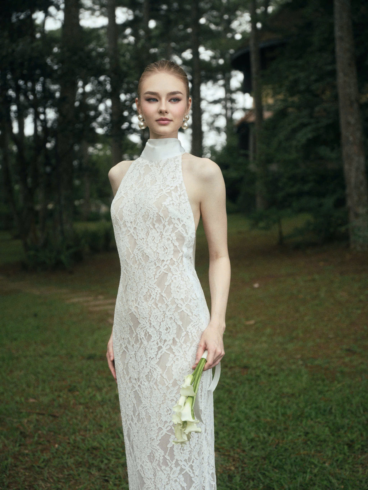 DELIA LACE GOWN
