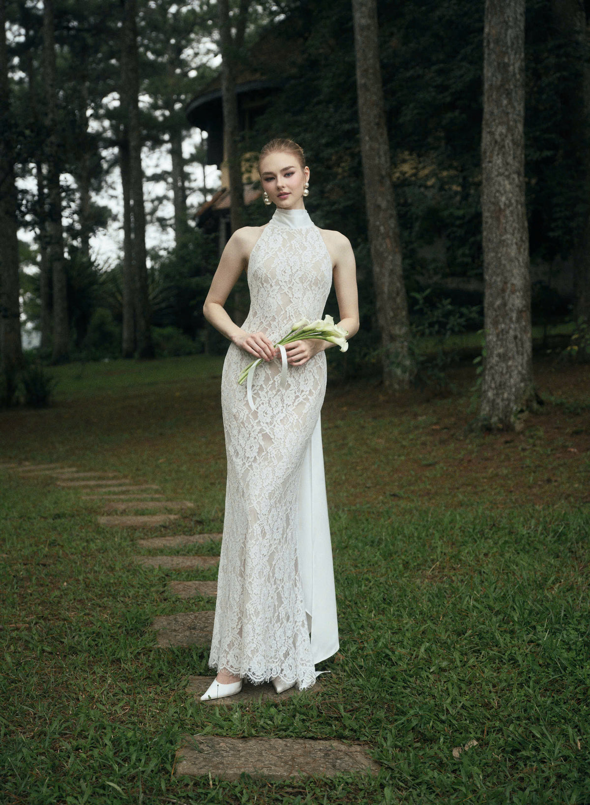 DELIA LACE GOWN