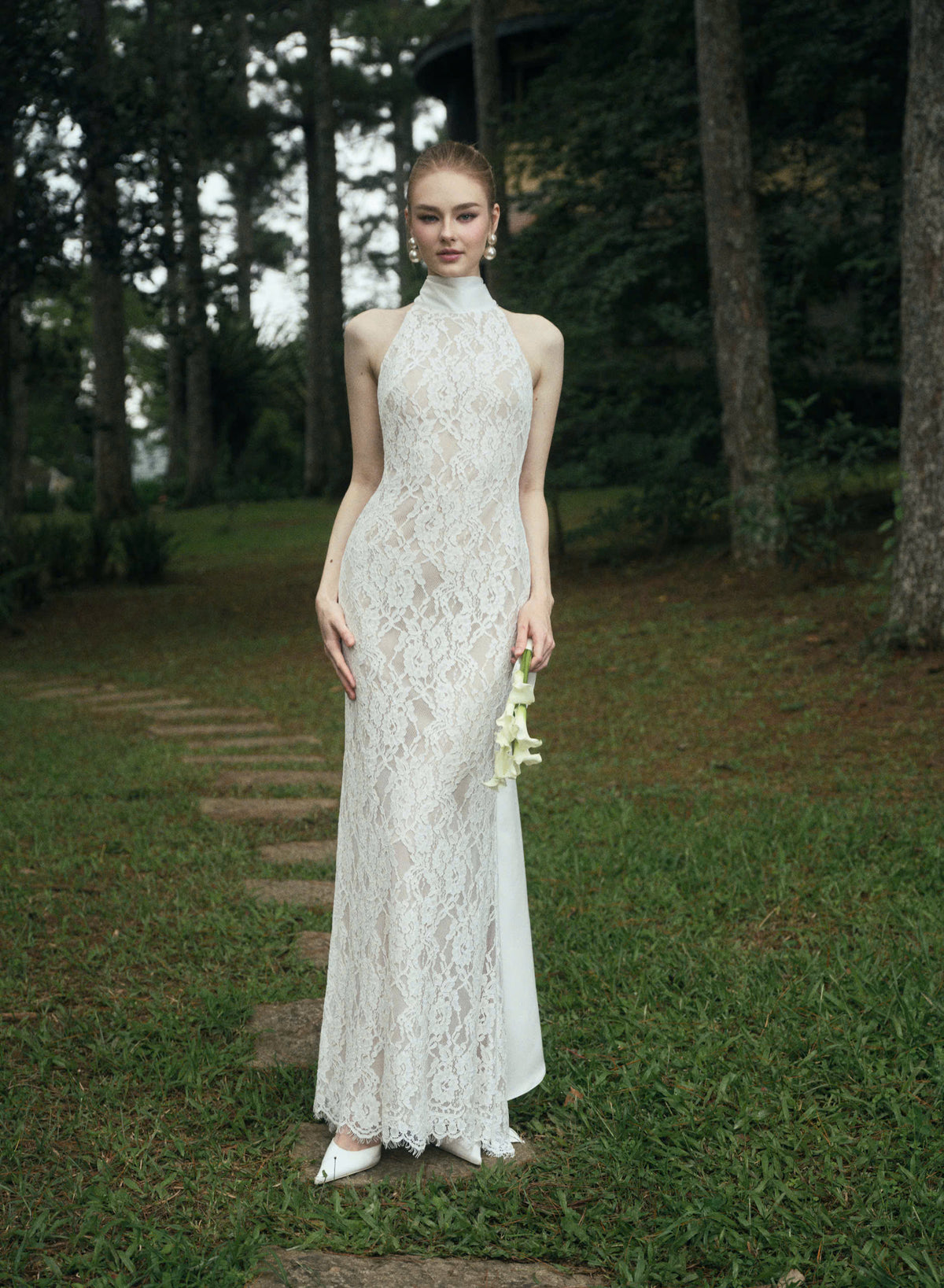 DELIA LACE GOWN
