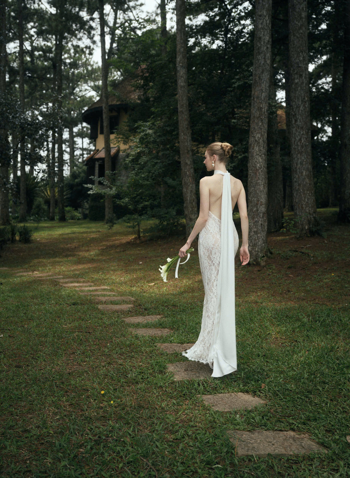 DELIA LACE GOWN