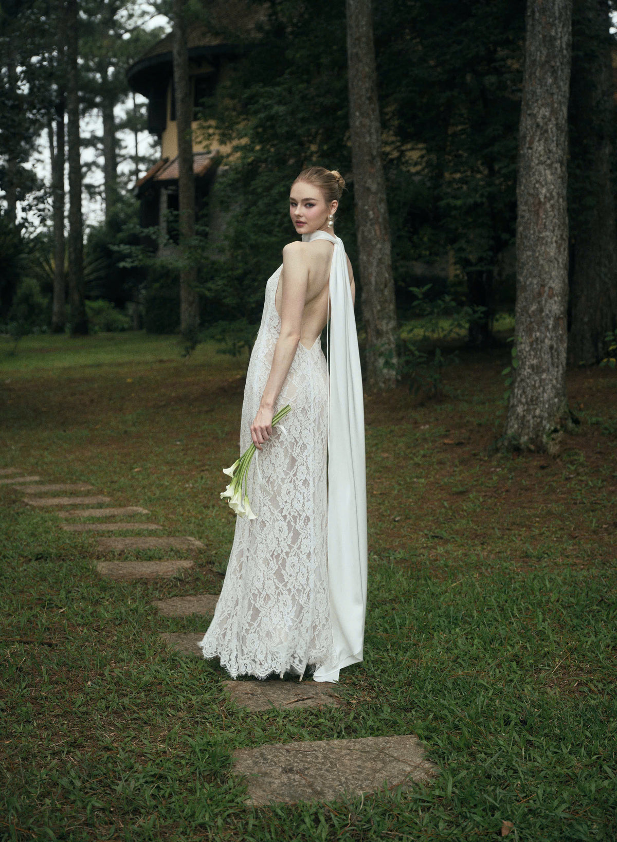 DELIA LACE GOWN