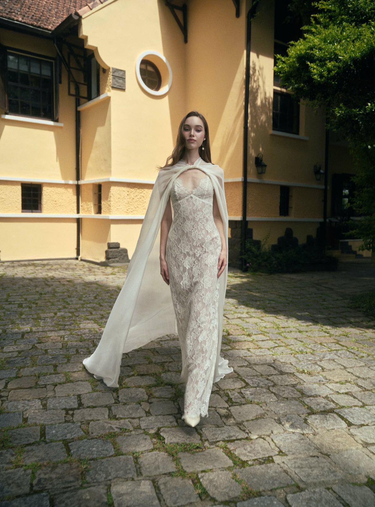 LA ROSEE LACE DRESS & LUNE CLOAK
