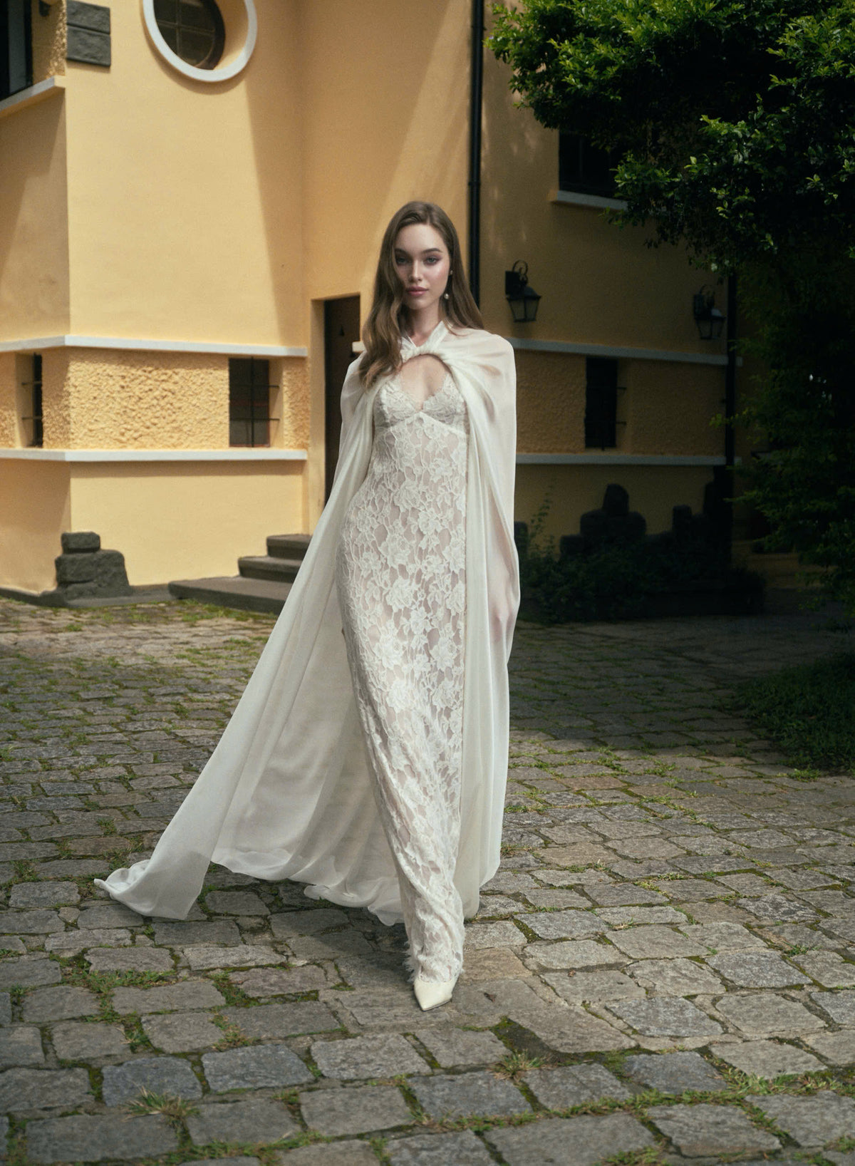 LA ROSEE LACE DRESS & LUNE CLOAK