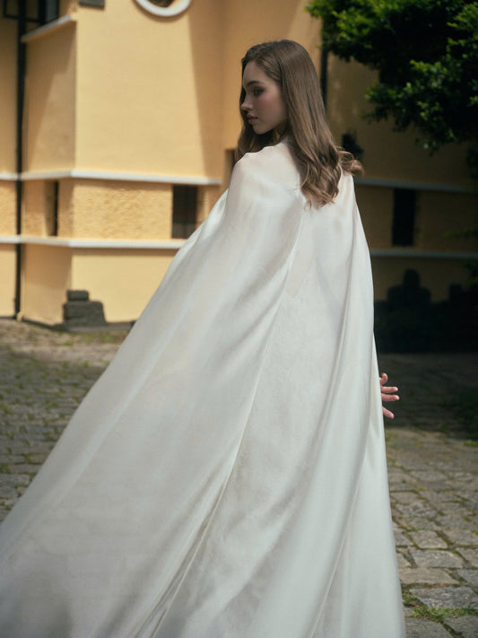 LA ROSEE LACE DRESS & LUNE CLOAK