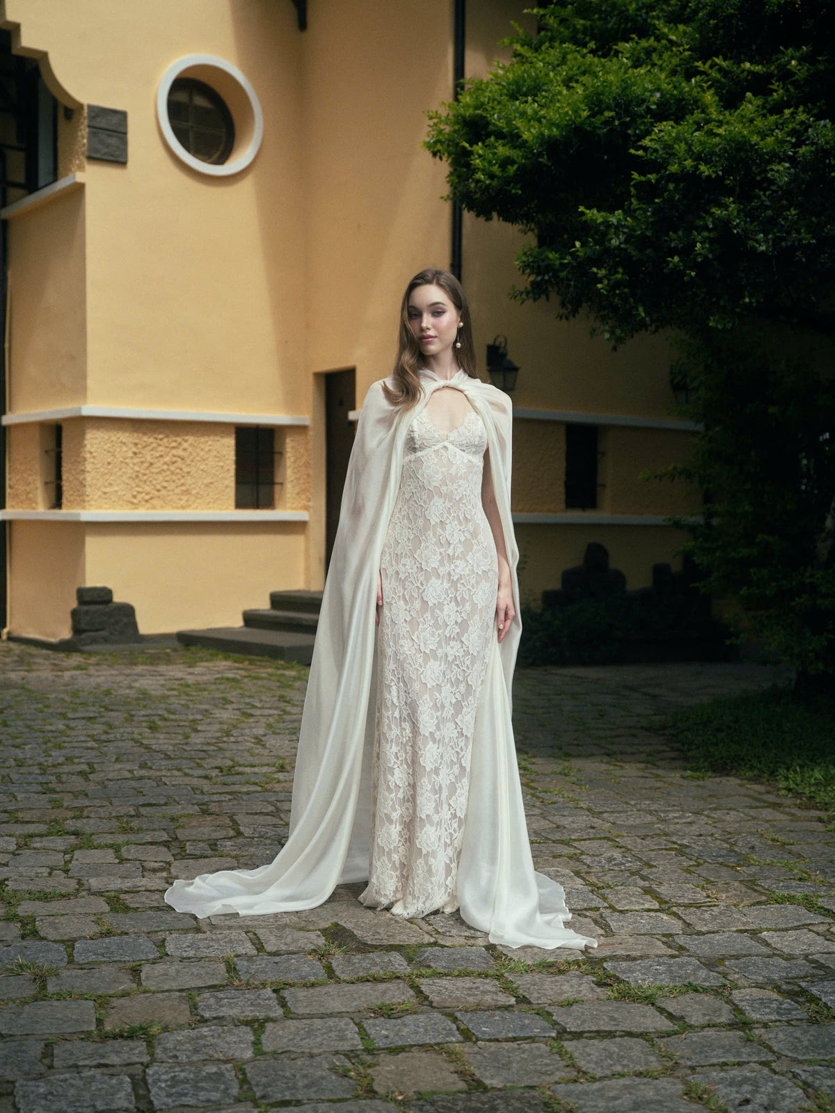 LA ROSEE LACE DRESS & LUNE CLOAK