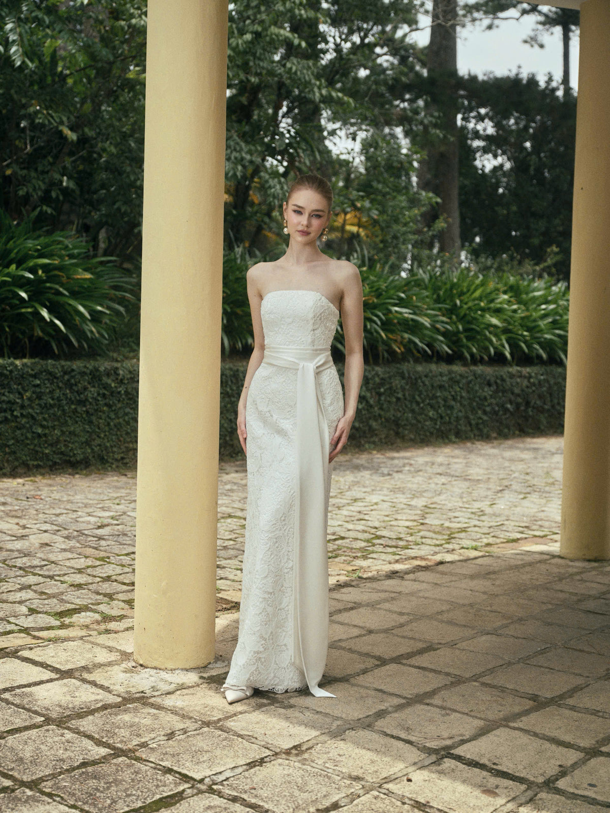TULIP LACE GOWN