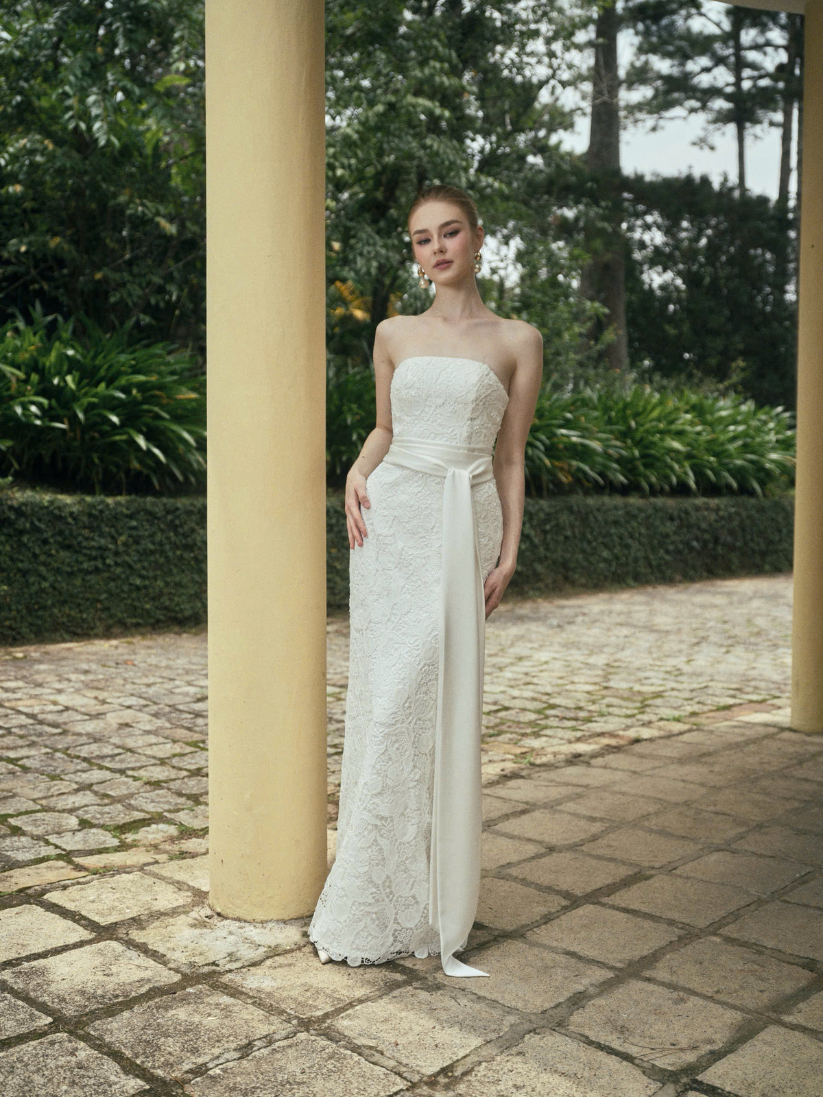 TULIP LACE GOWN