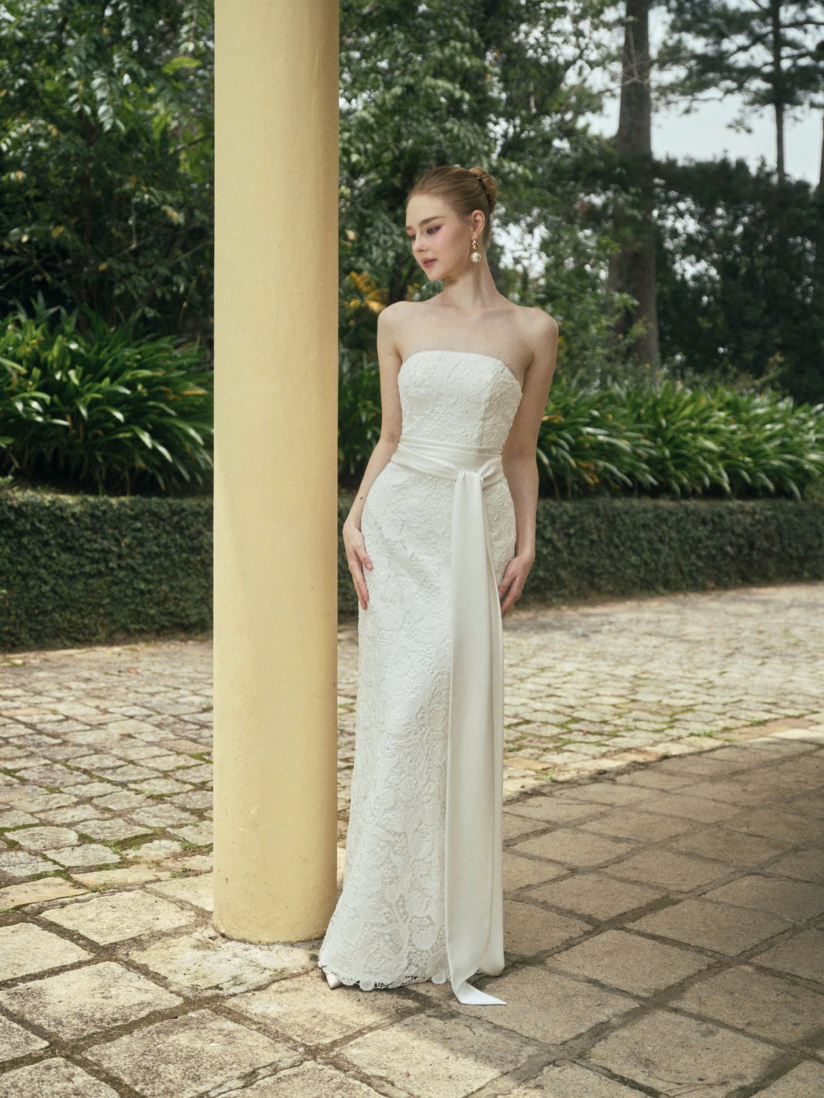 TULIP LACE GOWN