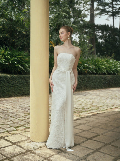 TULIP LACE GOWN