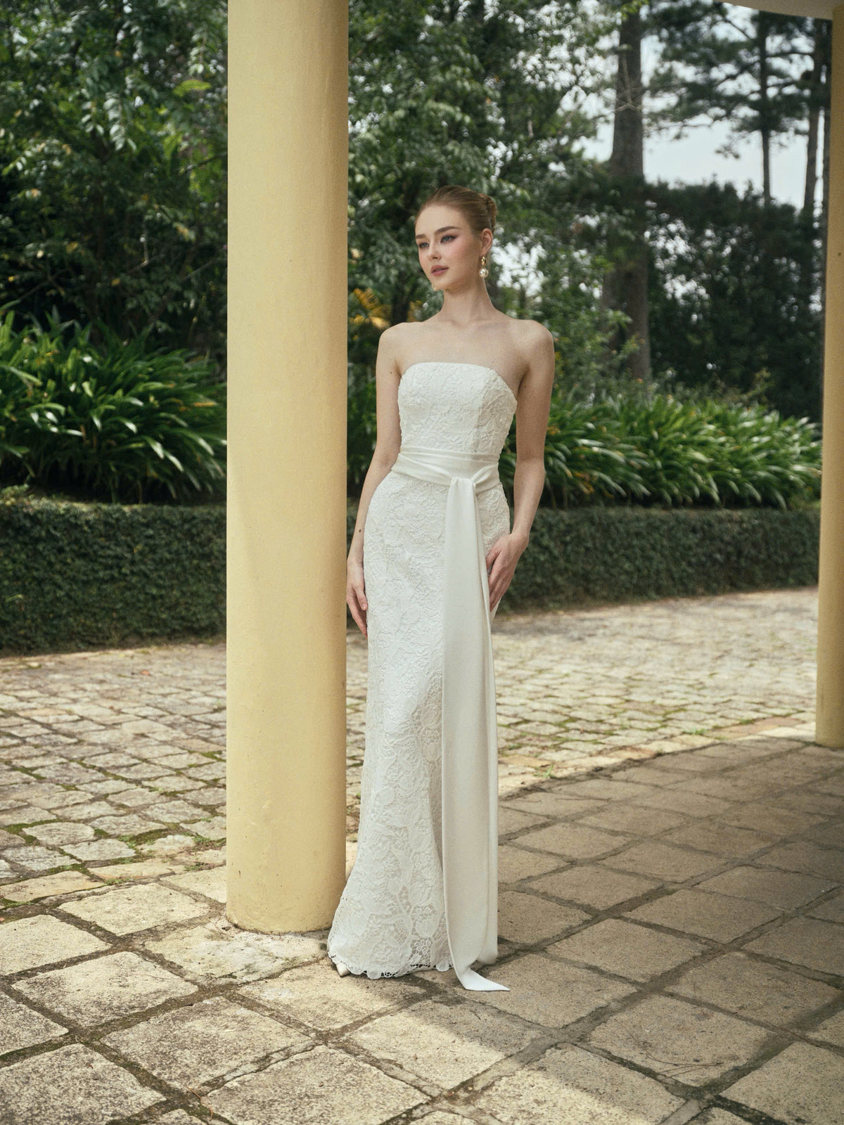 TULIP LACE GOWN