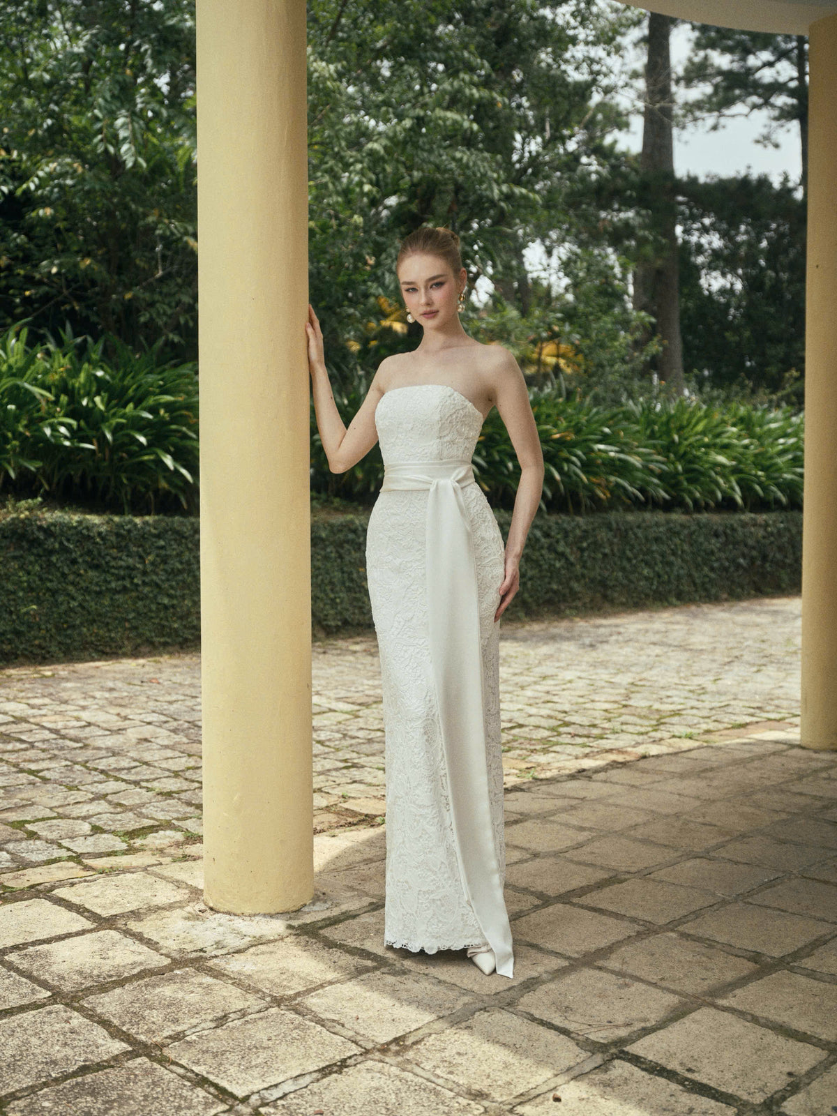 TULIP LACE GOWN