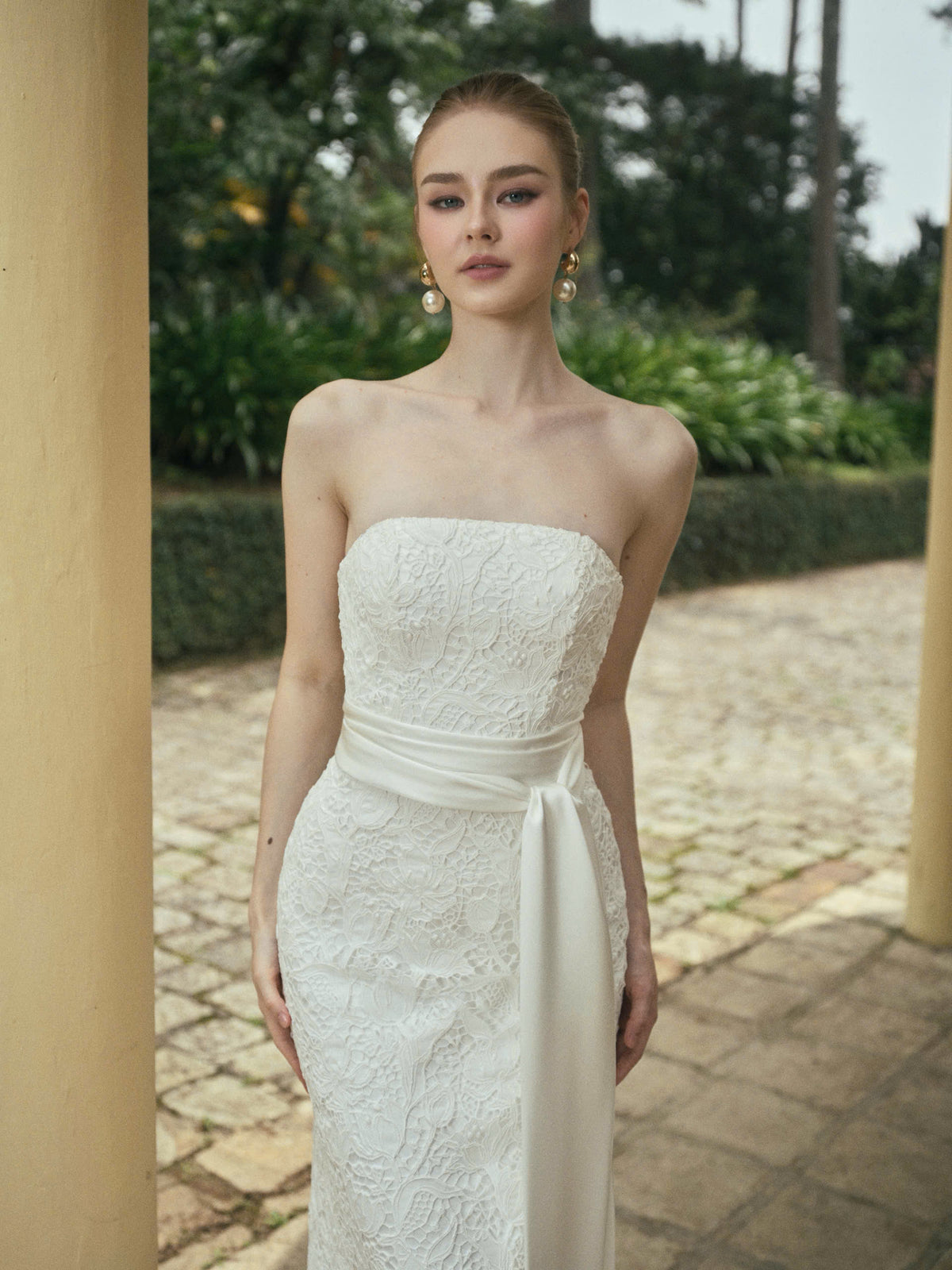 TULIP LACE GOWN