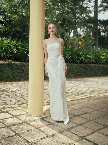 TULIP LACE GOWN