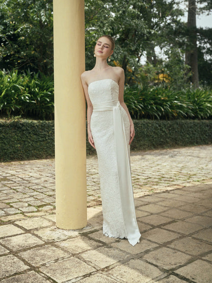 TULIP LACE GOWN