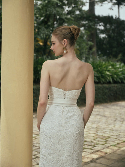 TULIP LACE GOWN