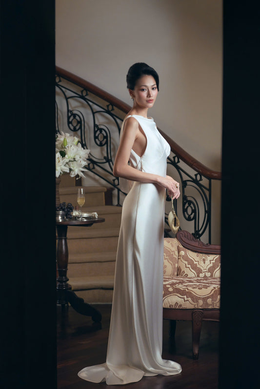 𝐌𝐀𝐃𝐄𝐋𝐄𝐈𝐍𝐄 𝐆𝐎𝐖𝐍