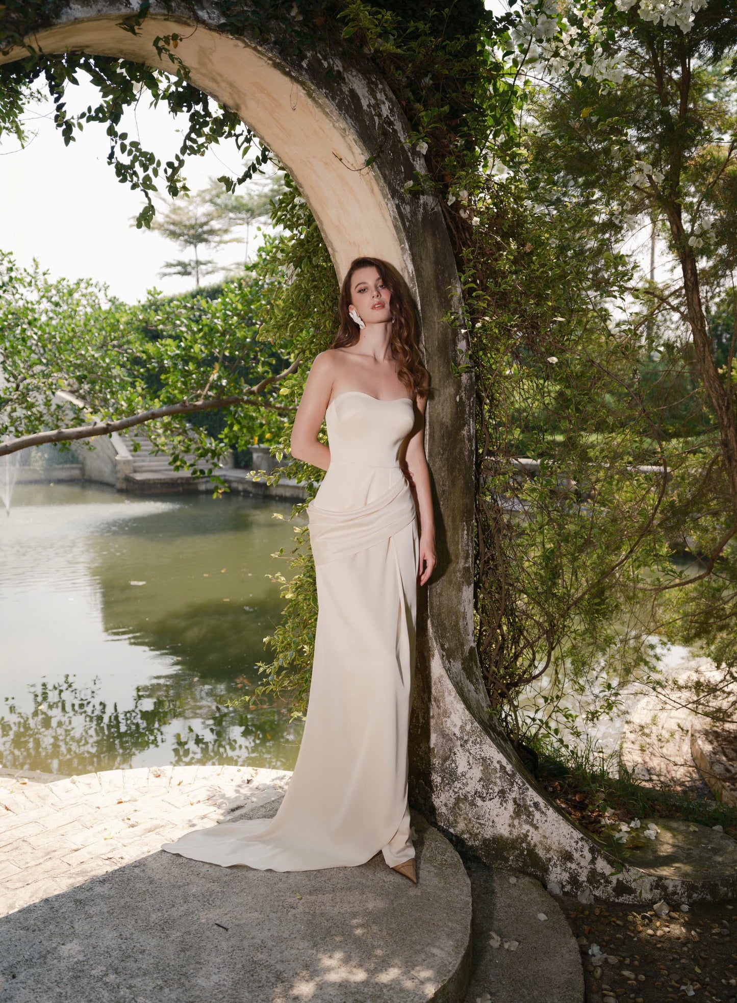 AURA GOWN