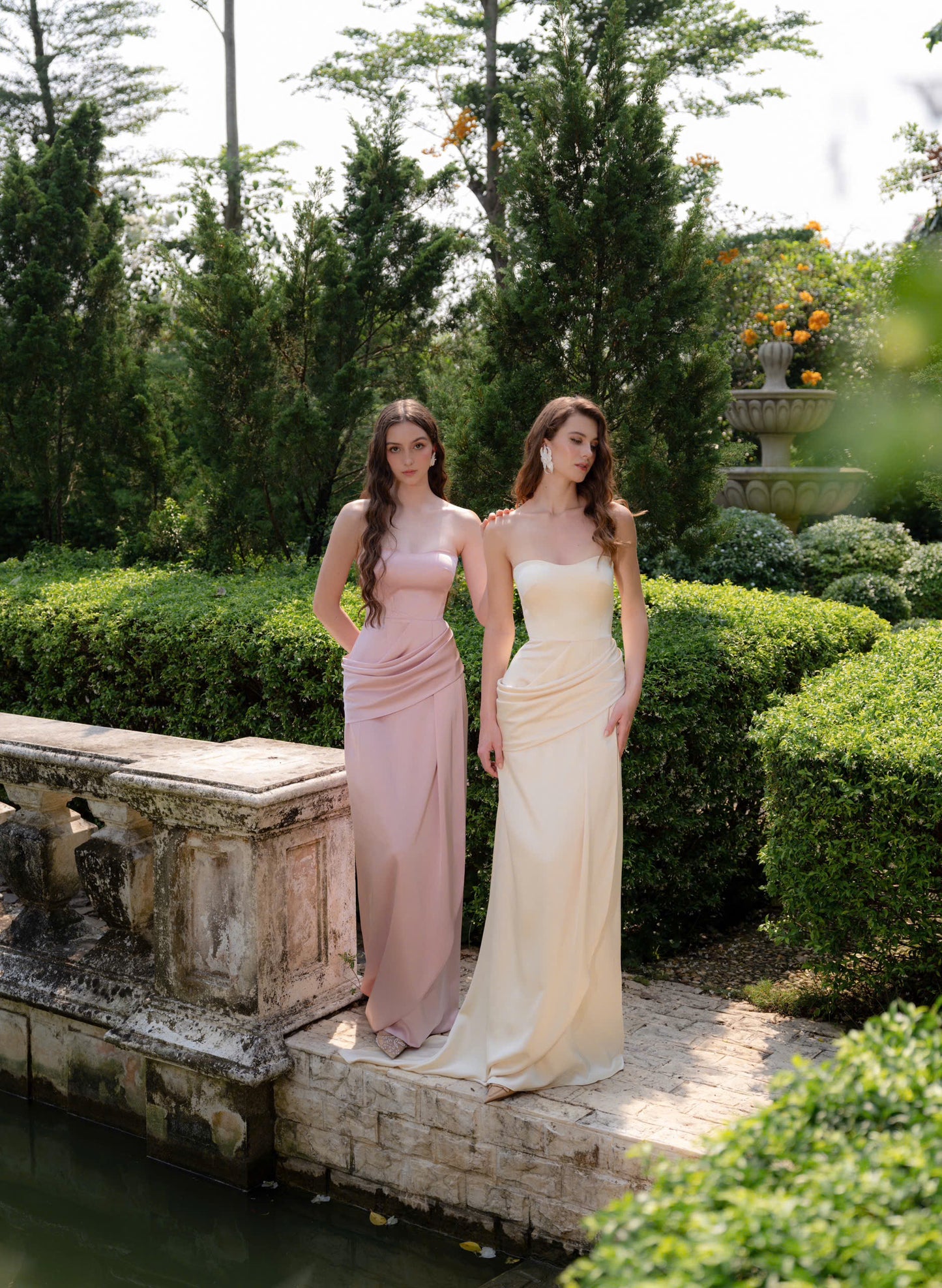 AURA GOWN