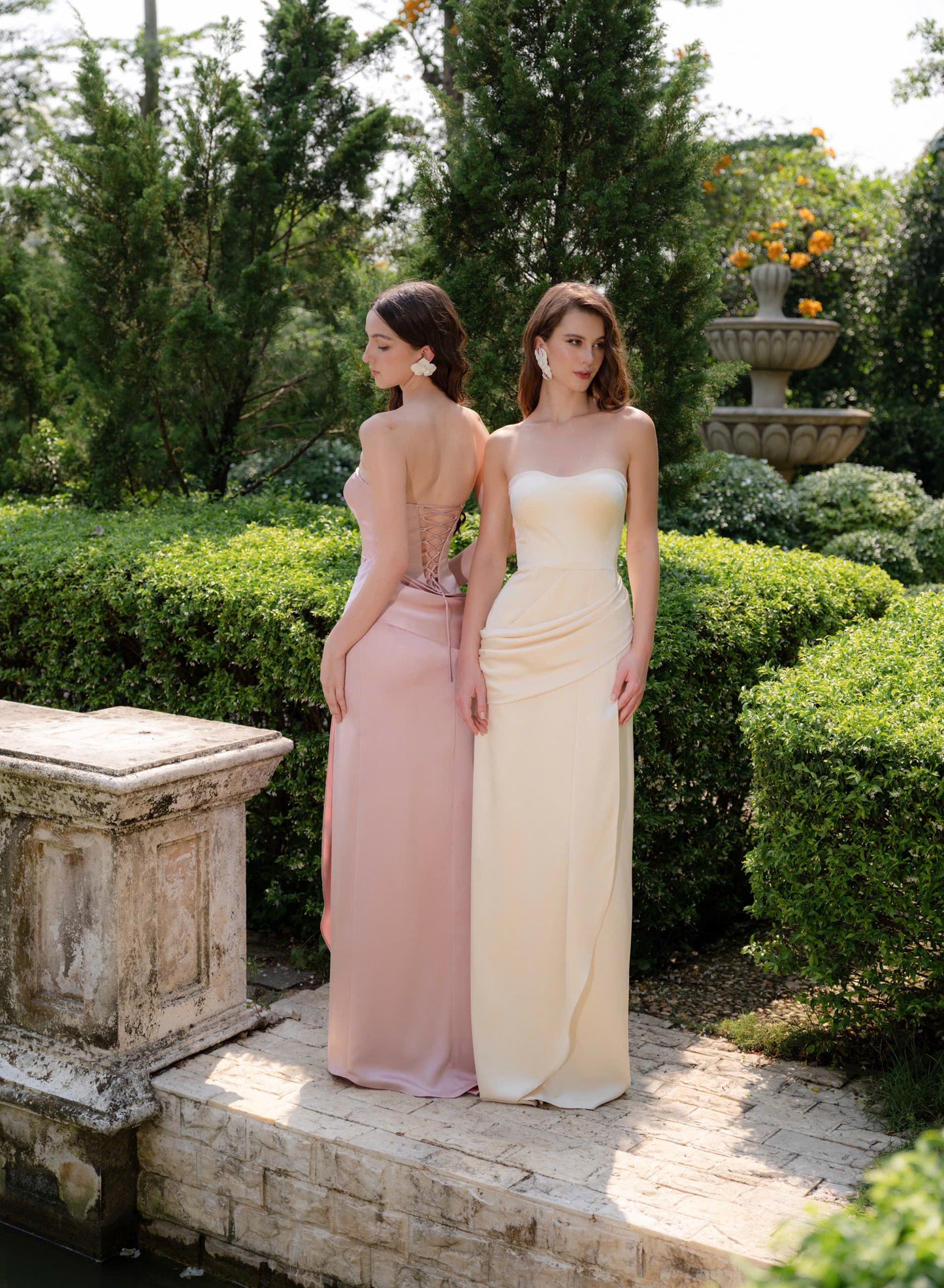 AURA GOWN