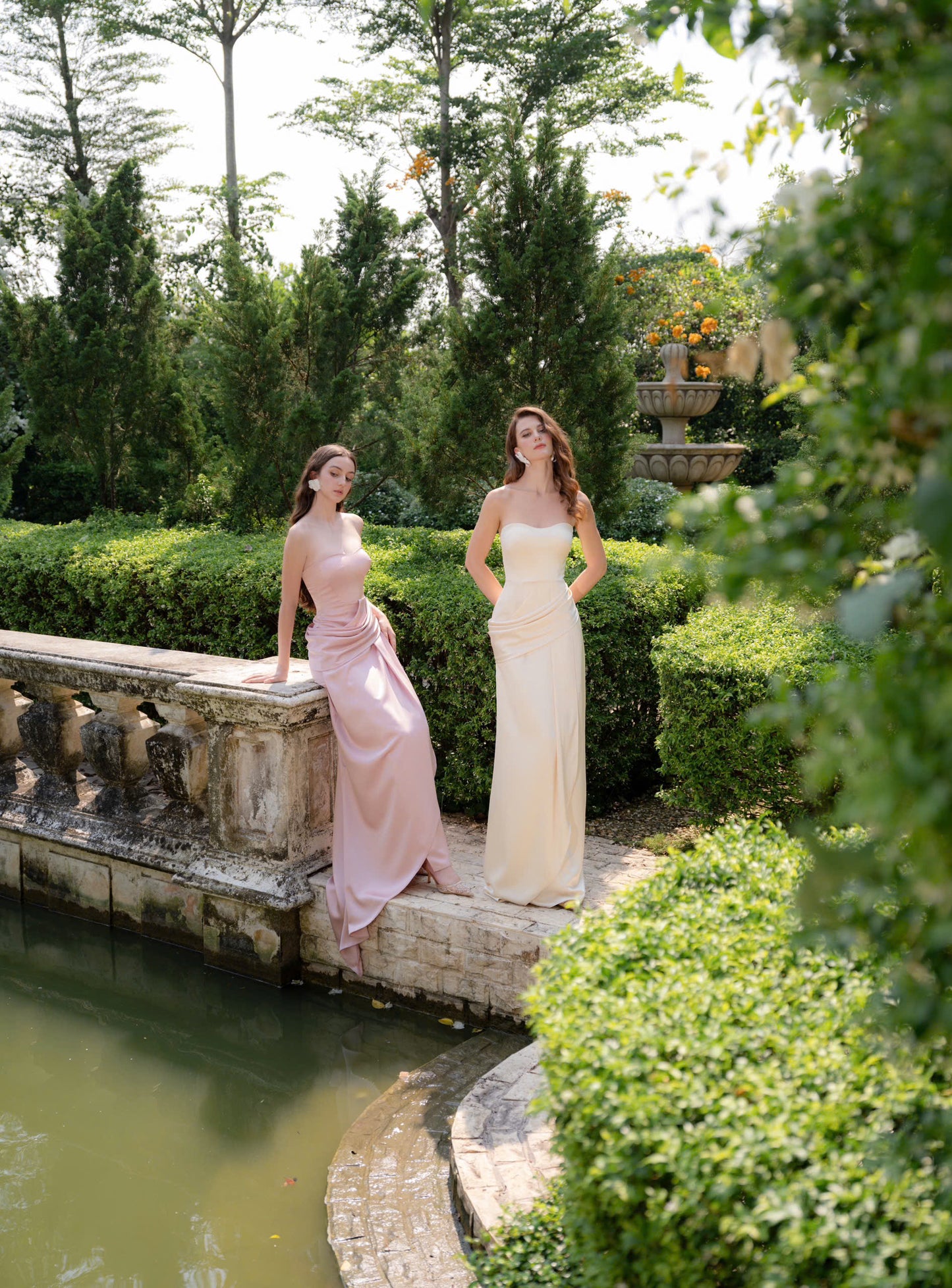 AURA GOWN