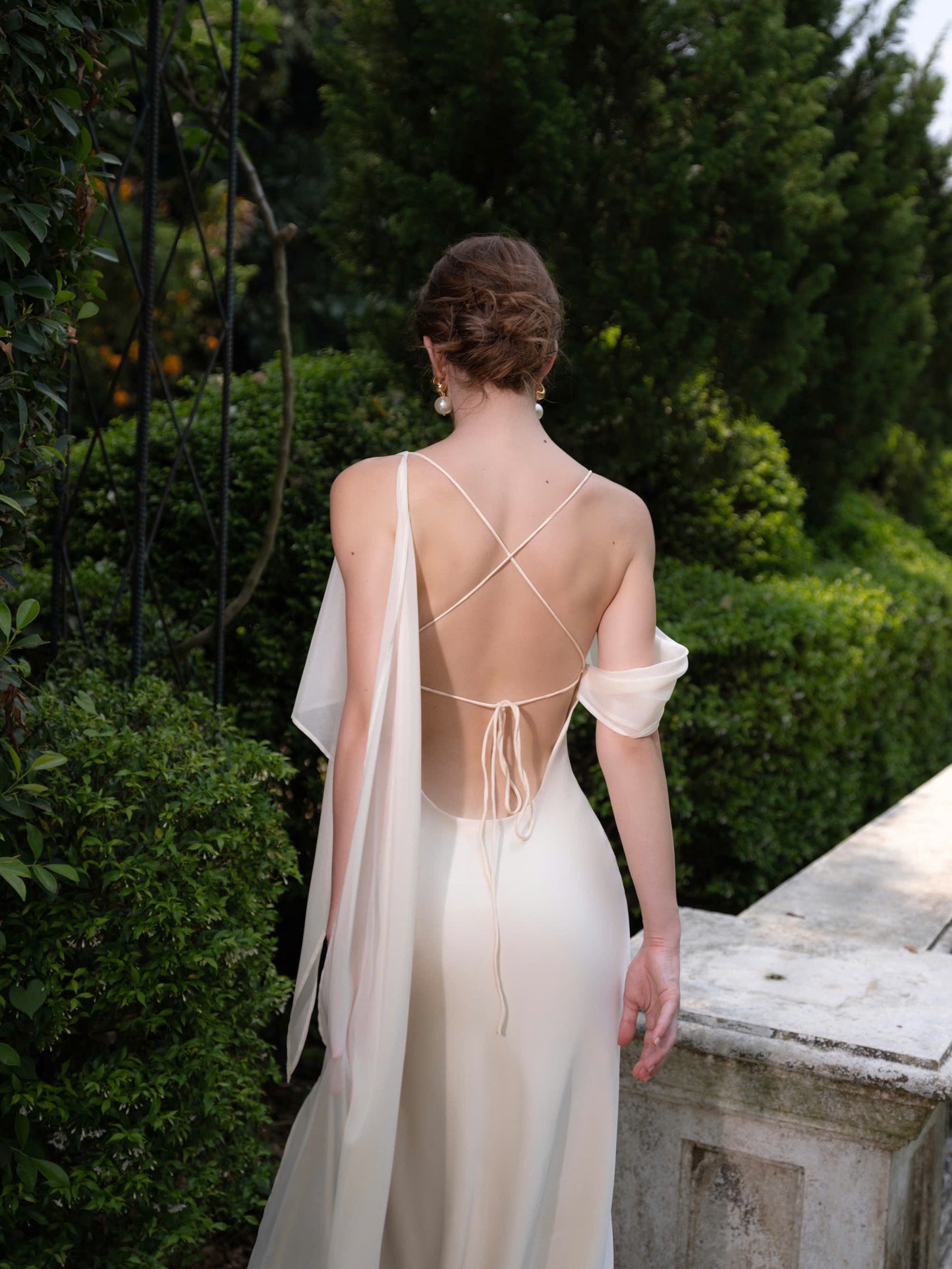 ELARA DRESS