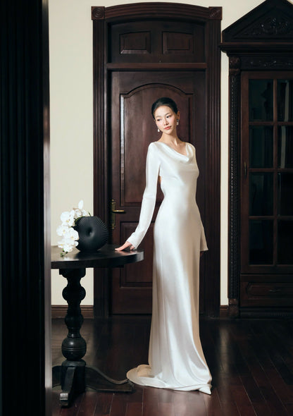 SOLIRA GOWN