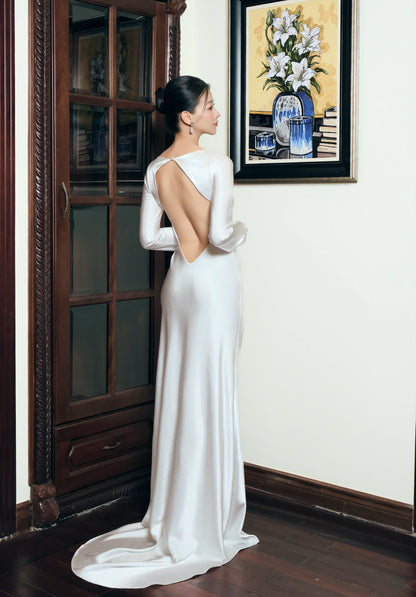 SOLIRA GOWN