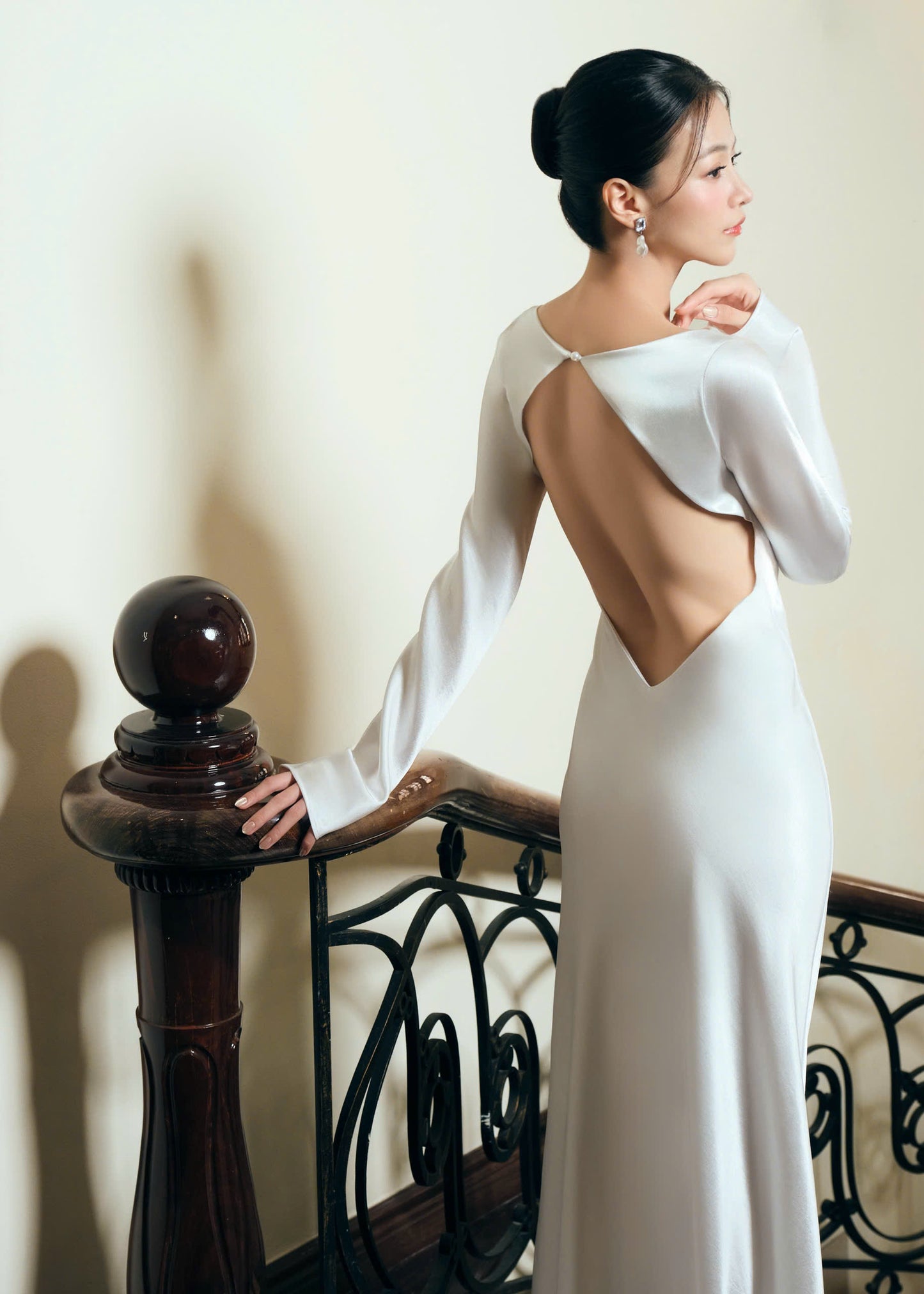 SOLIRA GOWN
