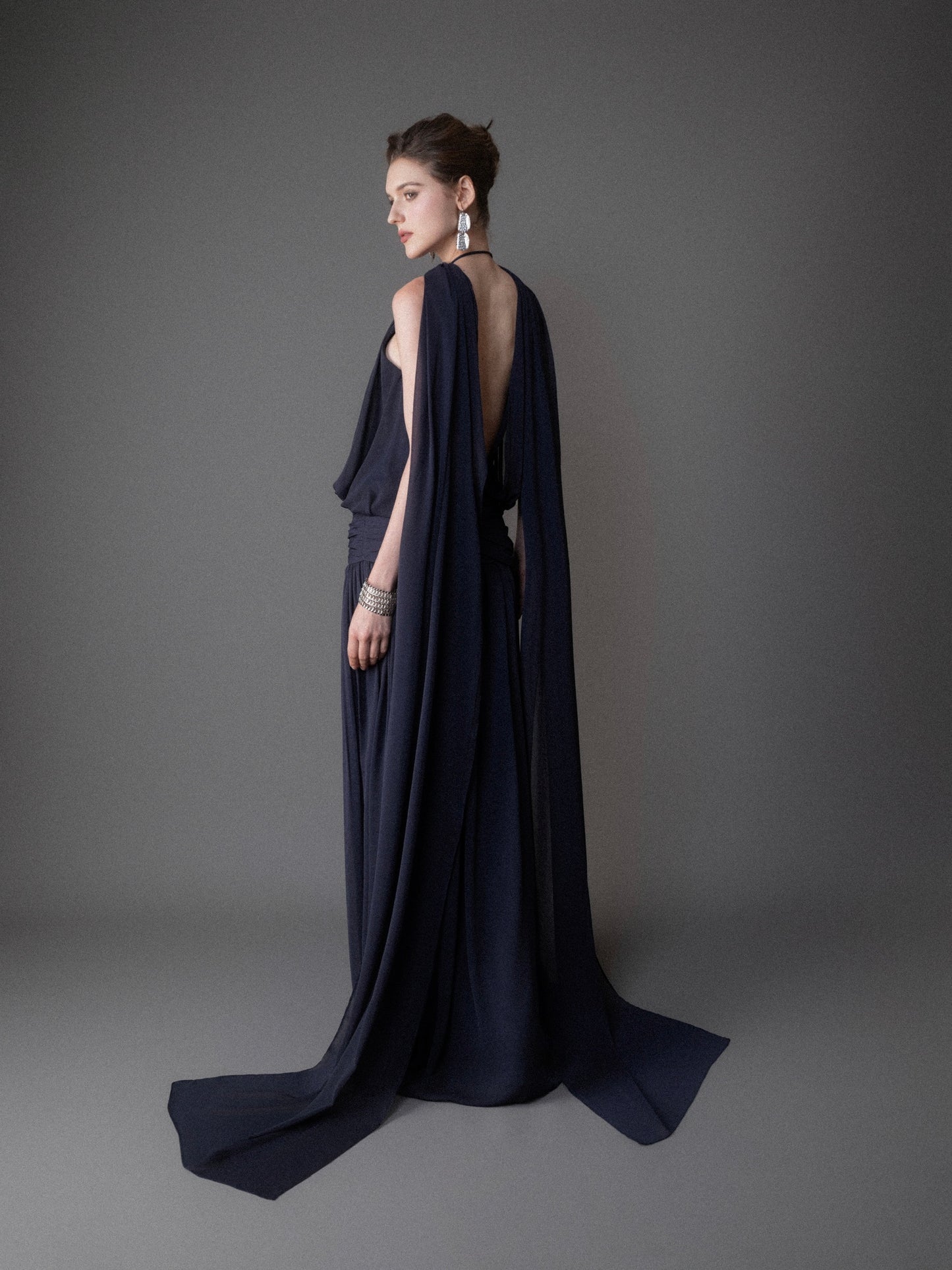 ELVA GOWN
