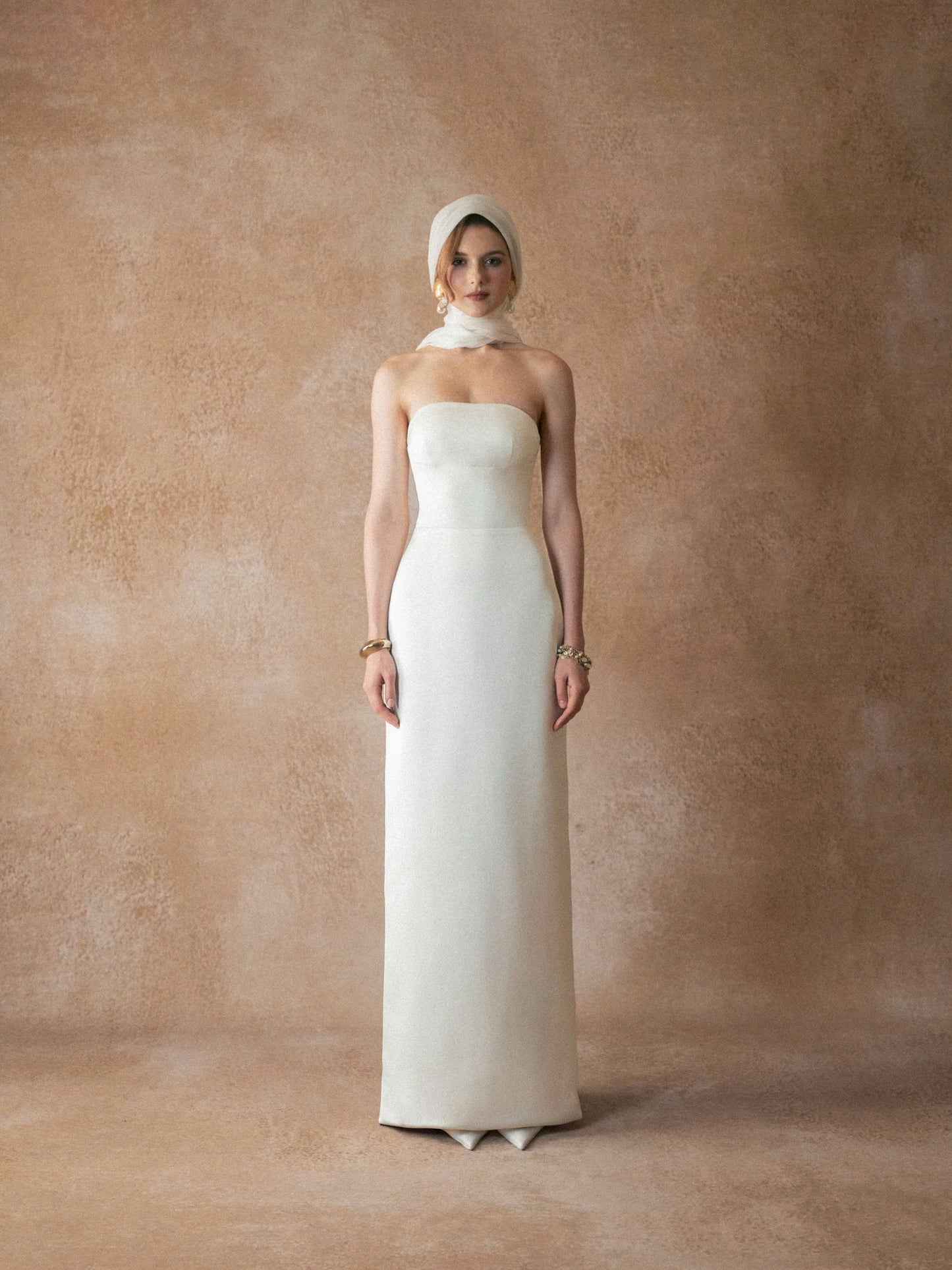 MIVORA GOWN