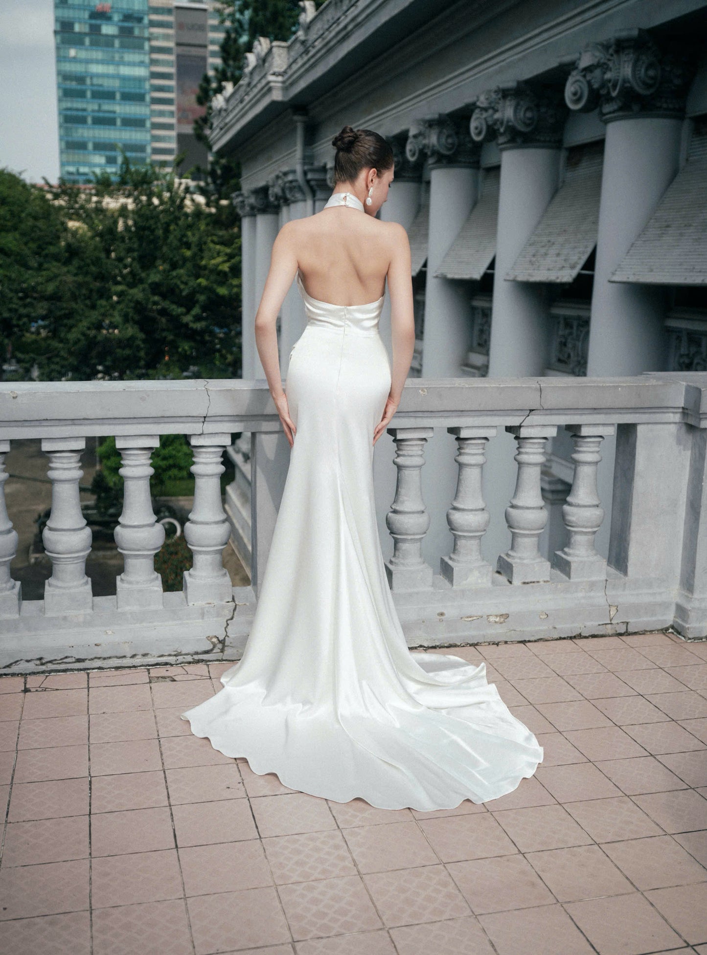 RIVERA GOWN