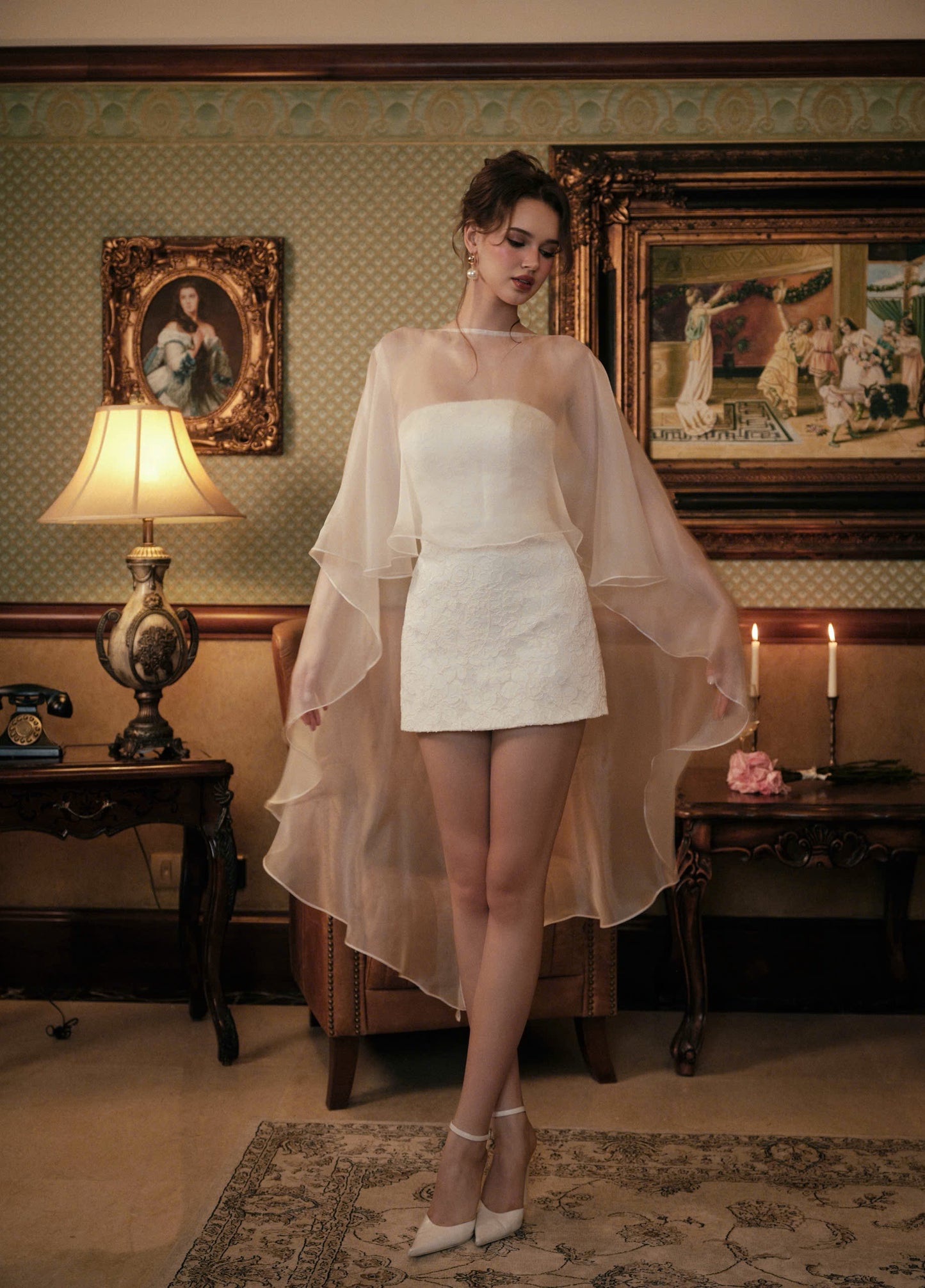 BUTTERFLY CAPE